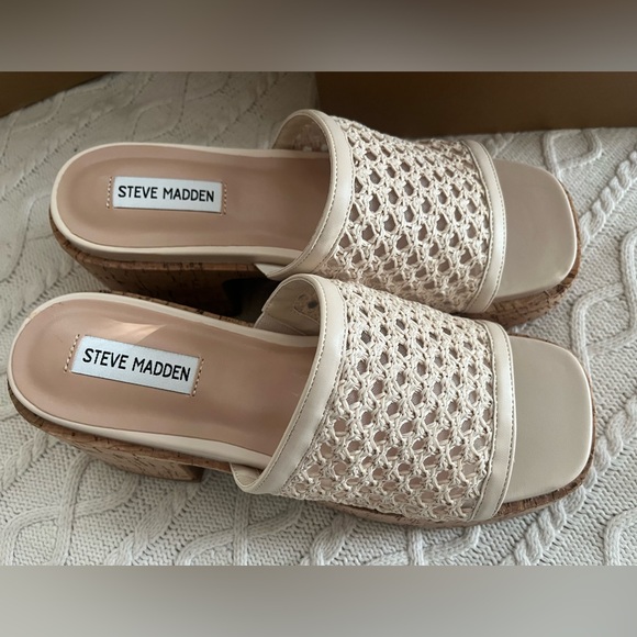 Steve Madden “Bone” Platform Slip on Platform Sandals Women’s Size 9.5 - Picture 13 of 14